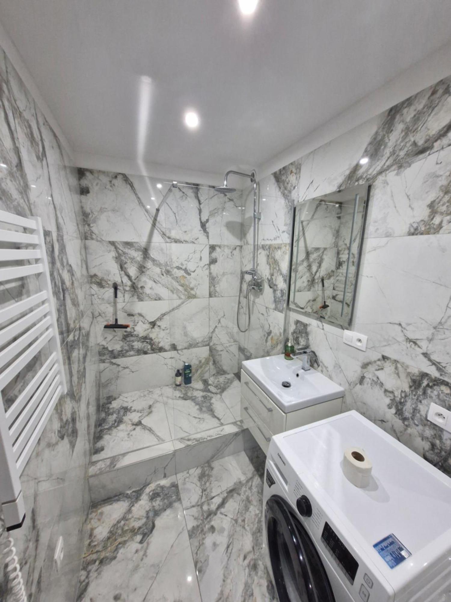 Peti Apartman Centrum Galánta Kültér fotó
